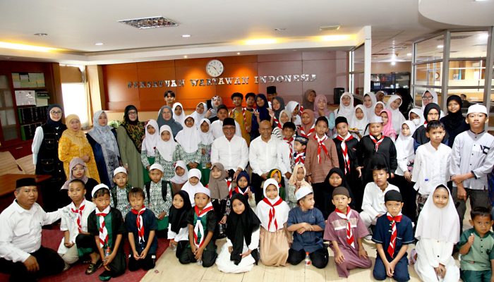 Kembali ke Rumah Lama, PWI Pusat Gelar Doa Bersama Anak Yatim 