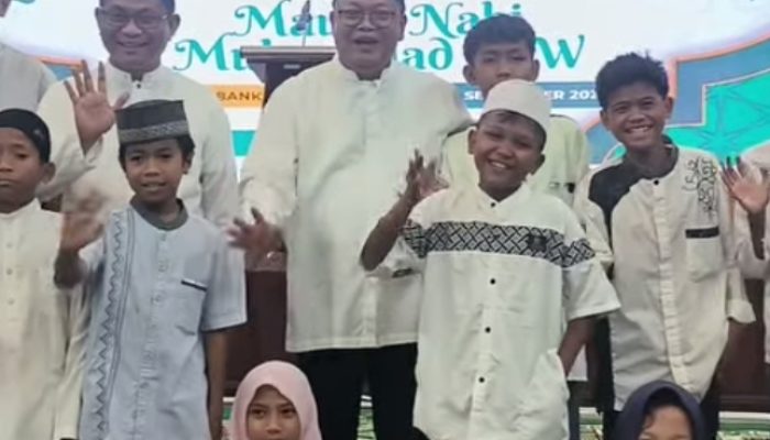 Peringati Maulid Nabi Bank Kalbar Berbagi Bersama Anak Yatim dan Dhuafa