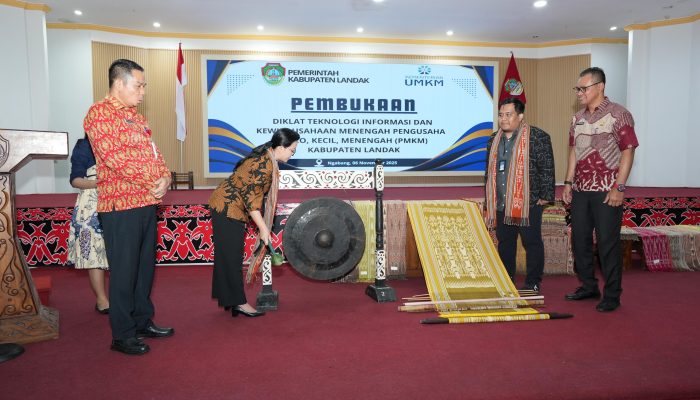 Bupati Landak Buka Diklat Teknologi Informasi dan Kewirausahaan Menengah