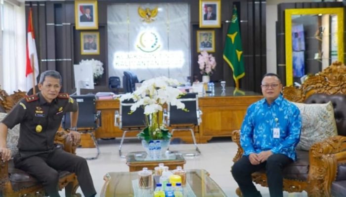 Perkuat Sinergi di Bidang Hukum, Dirut Rokidi Kunjungi Kejati Kalbar 