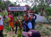 Erani Pimpin Aksi Bersih-Bersih di Makam Juang Landak