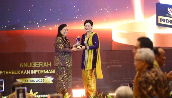 Penghujung 2025 OJK Raih Badan Publik Terbaik Nasional di Anugerah KIP 