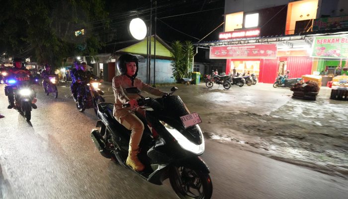 Gunakan Kendaraan Roda Dua Karolin Patroli Kamtibmas Jelang Tahun Baru 2026