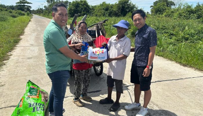 Peringati HPN 2026 Channeltujuh Group Bagikan Sembako untuk Kaum Duafa
