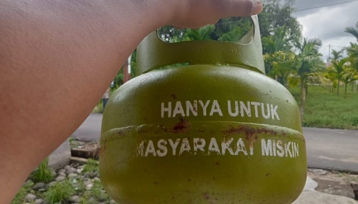 Kuota Elpiji di Pangkas, Warga Pahauman Manfaatkan GPM Pemkab Landak