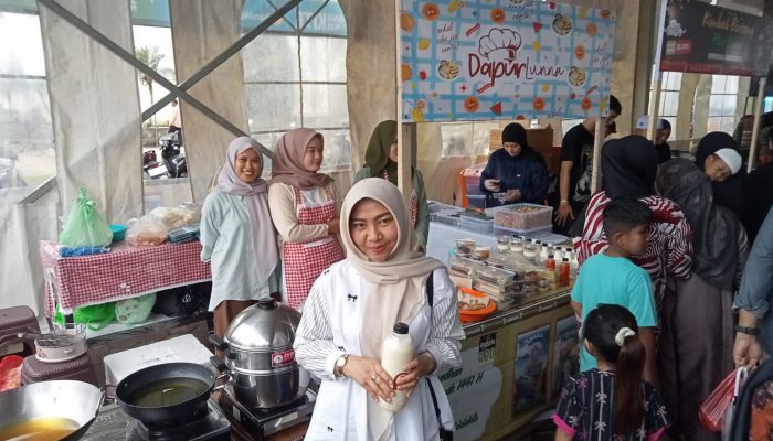 Ayo ke Dapur Lunna di Bazar Ramadan Mujahidin, Ada Kerupuk Basah Kapuas Hulu 