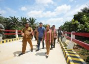 Keluhan Jalan Pedesaan Menguat, Karolin Pastikan Perbaikan Berlanjut Bertahap