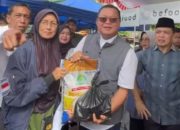Rokidi Dampingi Gubernur Kalbar Hadiri Operasi Pasar di Putussibau 