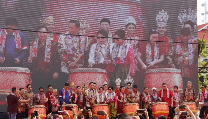 Pangdam Tanjungpura Hadiri Pembukaan Festival Cap Go Meh 2026 di Singkawang 