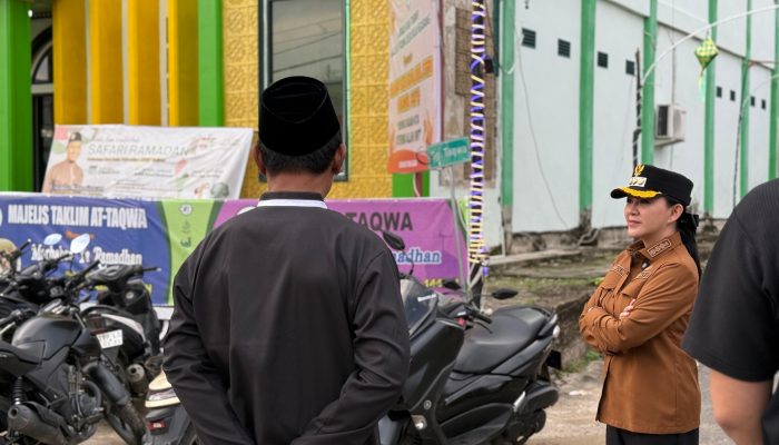Karolin Pastikan Lebaran Kondusif, Pantau Langsung Salat Id di Ngabang
