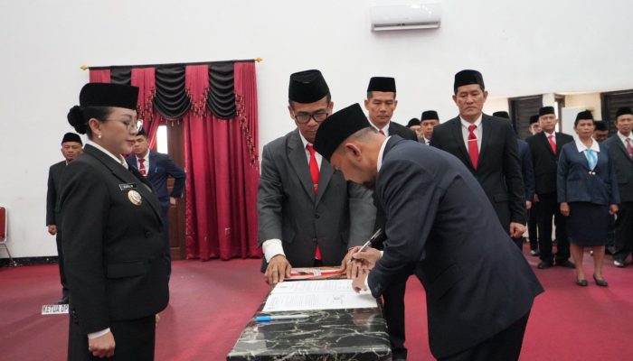 Ini 3 Nama Kadis Yang Dilantik Bupati Landak