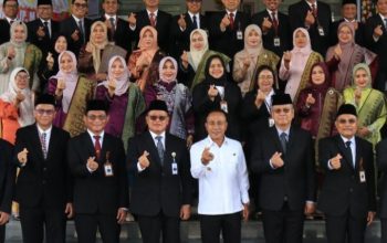 Wagub Kalbar Pimpin Upacara HUT ke-62 Bank Kalbar  