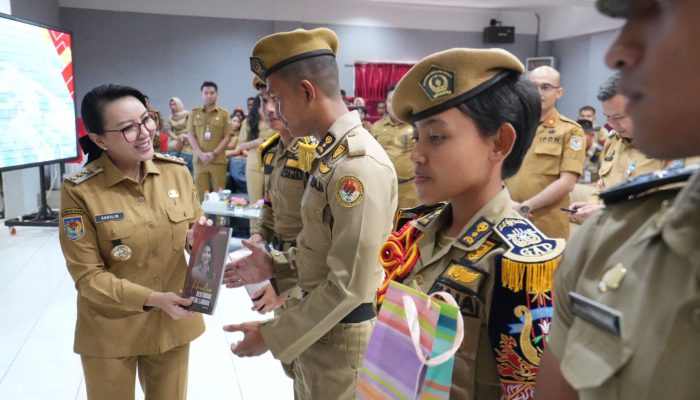 Dihadapan Praja IPDN Kalbar, Karolin Berikan Motivasi Menggapai Cita-cita Gemilang