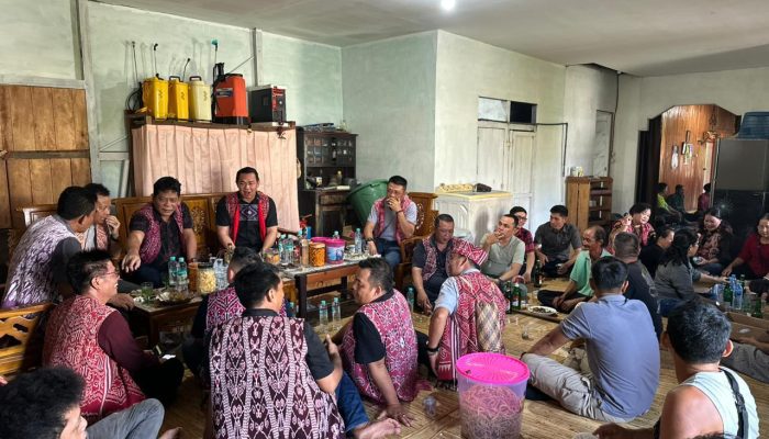 Lestarikan Tradisi Leluhur, Sis Berbaur dengan Warga Rayakan Gawai Dayak Makai Taon 