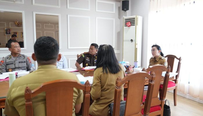 Jelang Pilkades PAW, Bupati Landak Ingatkan Pemdes Lakukan Pemetaan Sejak Dini