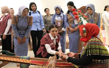 Erlina Ria Norsan Dampingi Kunjungan Selvi Gibran Rakabuming ke Kalimantan Barat