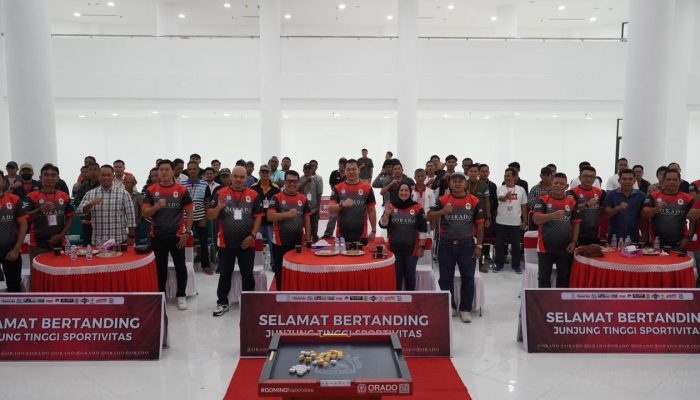 Sis Buka Turnamen Domino 2026 dalam Rangka HUT Kota Putussibau ke-131