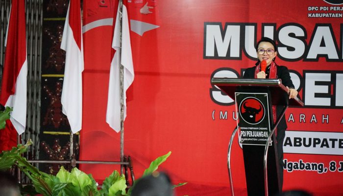 Musancab PDI P Landak, Karolin : Badai Pasti Berlalu, Pelayanan Publik Tetap Nomor Satu