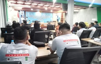 Ketum PWI Pusat Buka OKK Ke-5 PWI Kalbar, Cak Munir : PWI Sudah Bersatu 