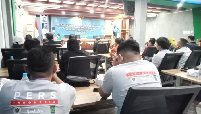 Ketum PWI Pusat Buka OKK Ke-5 PWI Kalbar, Cak Munir : PWI Sudah Bersatu 