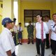 Cek Mutu Pendidikan di SMPN 5 Air Besar, Bupati Landak Lakukan Tes ke Siswa