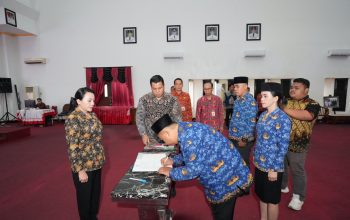 Terkait Kebutuhan Pendidik, Karolin Imbau Kepsek Optimalkan Tenaga Honorer 