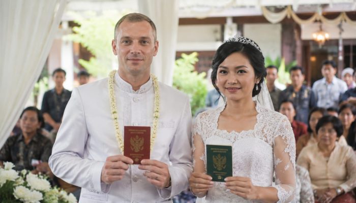 Bijak Bermedsos, Imigrasi Pontianak Ingatkan Hati-hati Modus Kawin Pesanan