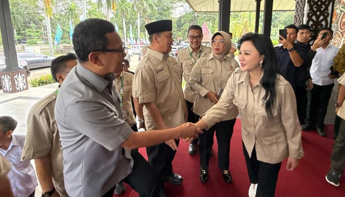 Momen Akrab Bupati Karolin dan Sekjen HKTI Pusat, Bawa Misi Pertanian Modern   
