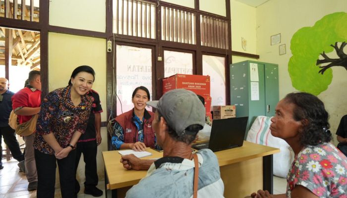 Puncak BBGRM ke-23 Landak, Karolin Tekankan Pentingnya Pendidikan dan Kolaborasi Warga