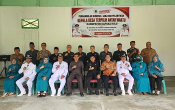 Lantik Kades PAW di Pengkadan, Sukardi Ingatkan Kades Bekerja Profesional 
