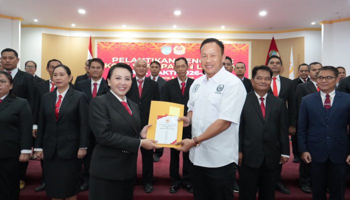 Targetkan Runner-up Porprov Kalbar, Karolin Siap Majukan Olahraga Landak