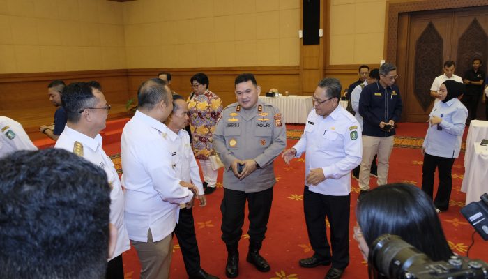 Kapolda Kalbar Hadiri High Level Meeting TPID di Kantor BI Pontianak 