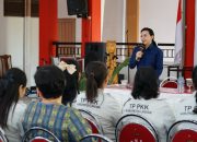 Berlagak di HKG Tingkat Provinsi, Ini Pesan Karolin untuk Kontingen PKK Landak