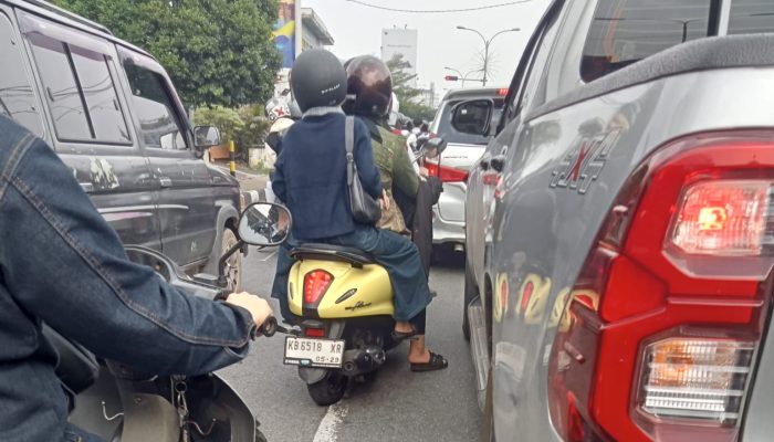 Jam Sibuk, Ditlantas Polda Kalbar Sebut Lalu Lintas Pontianak Melambat Bukan Macet