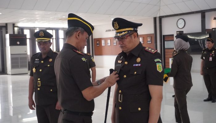 Kajati Kalbar Lantik Asep Sunarsa Jadi Kajari Landak 