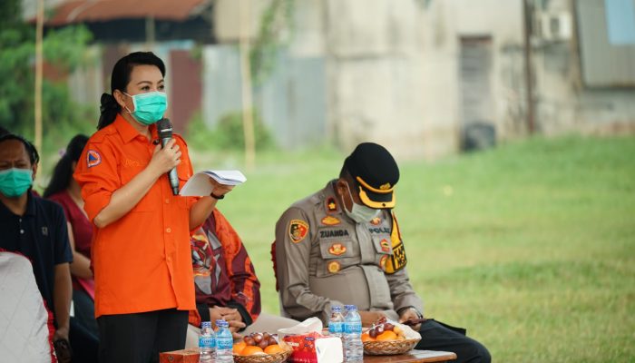 Apresiasi Pengorbanan Relawan Damkar, Bupati Landak Tegaskan Larangan Bakar Lahan