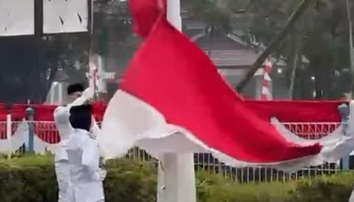 Bank Kalbar Gelar Upacara HUT RI ke 81, Yuse : Ajak Insan Perbankan Terus Berkarya demi Indonesia Maju
