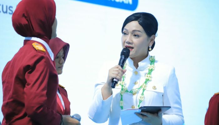 OJK Gelar HIM dan BLK di Sekolah Rakyat Bekasi