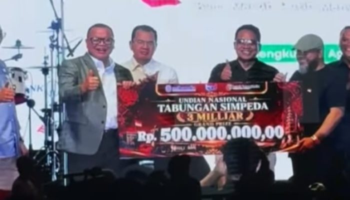 Nasabah Bank Kalbar Raih Hadiah Utama Rp500 Juta dalam Undian Nasional Simpeda 2026 di Bengkulu