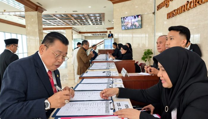 Hadiri Paripurna DPR, Cornelis : Produk Legislasi Harus Memberi Kepastian Hukum