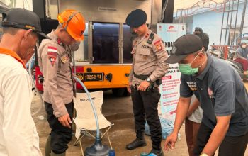 Polda Kalbar Salurkan Air Siap Minum di TPI, Warga Apresiasi Kepedulian Polri