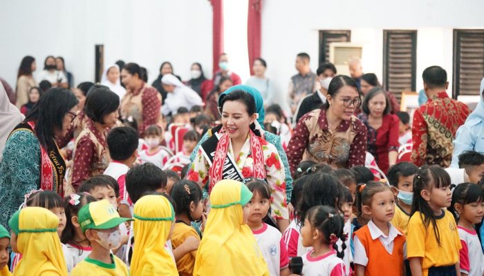 Ide Cerdas dan Pengabdian Mulia, Karolin Siapkan Dana Abadi Pendidikan di Landak