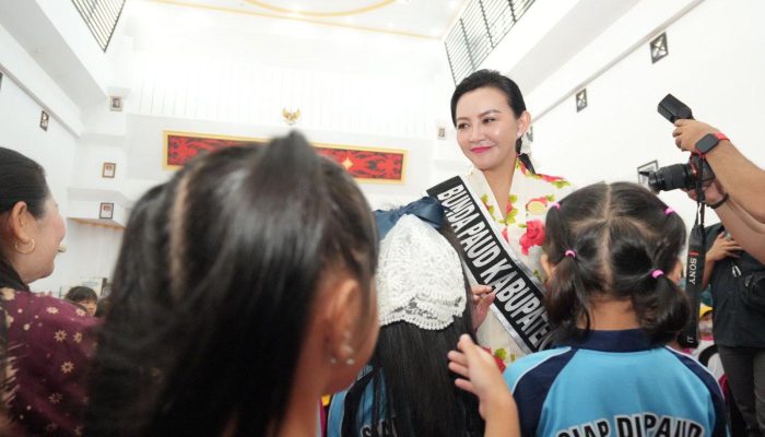 Wujudkan Generasi Emas Untuk Masa Depan Landak, Karolin Rancang Dana Abadi Pendidikan
