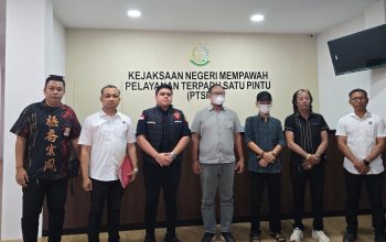 Polres Kubu Raya Serahkan Dua Tersangka, Kasus Korupsi Pengadaan Benih Lada 